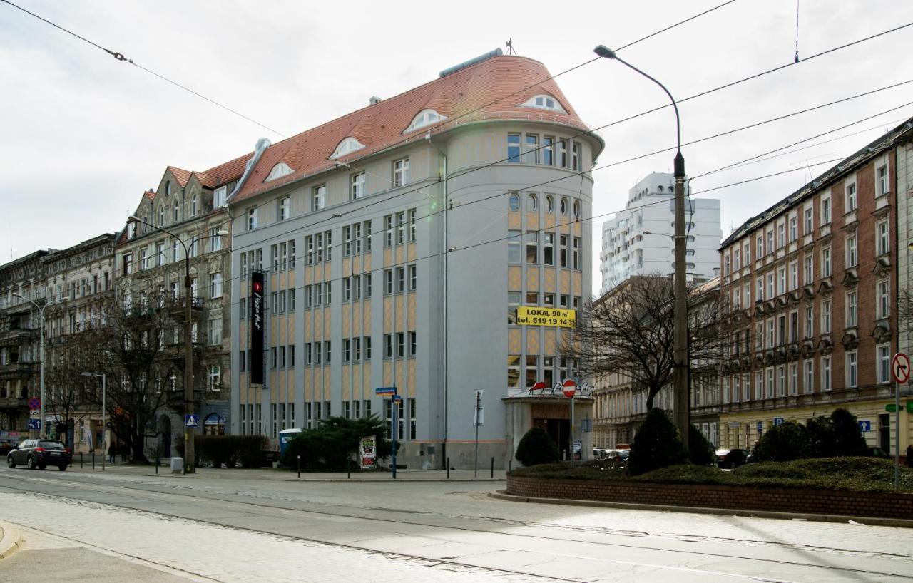 Max Berg Hostel Wroclaw Exterior photo